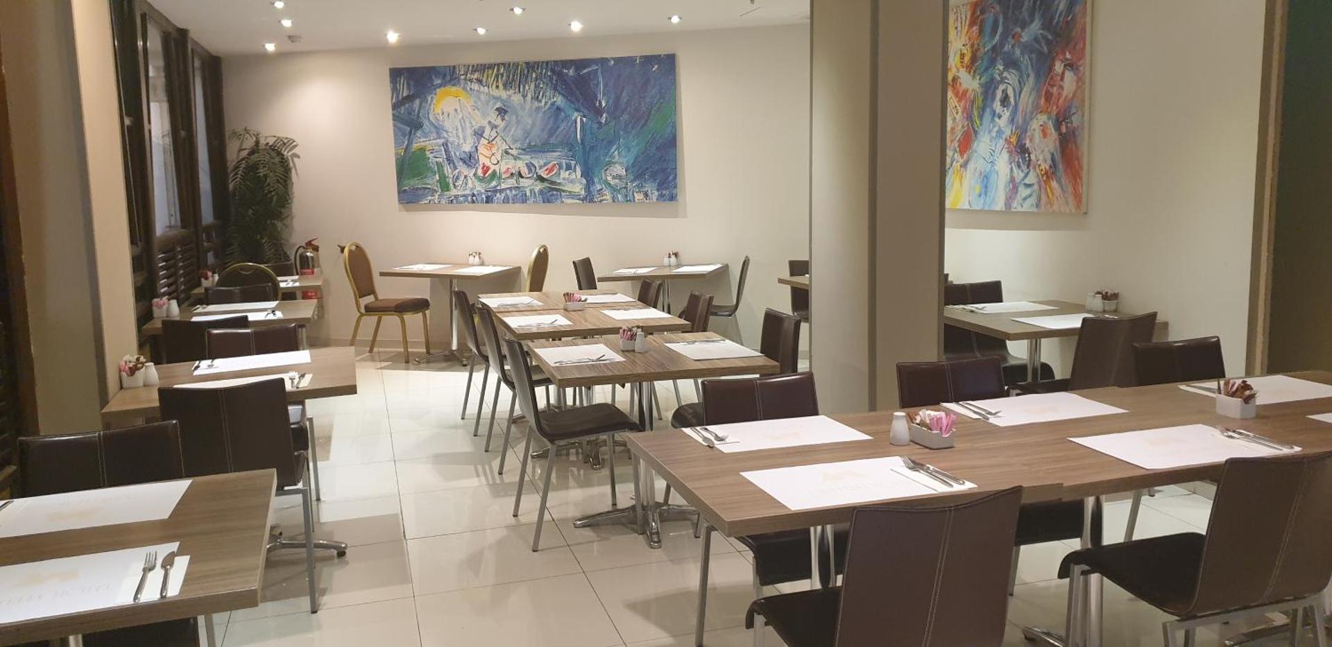 Castelli Hotel Nicosia - Photo 81