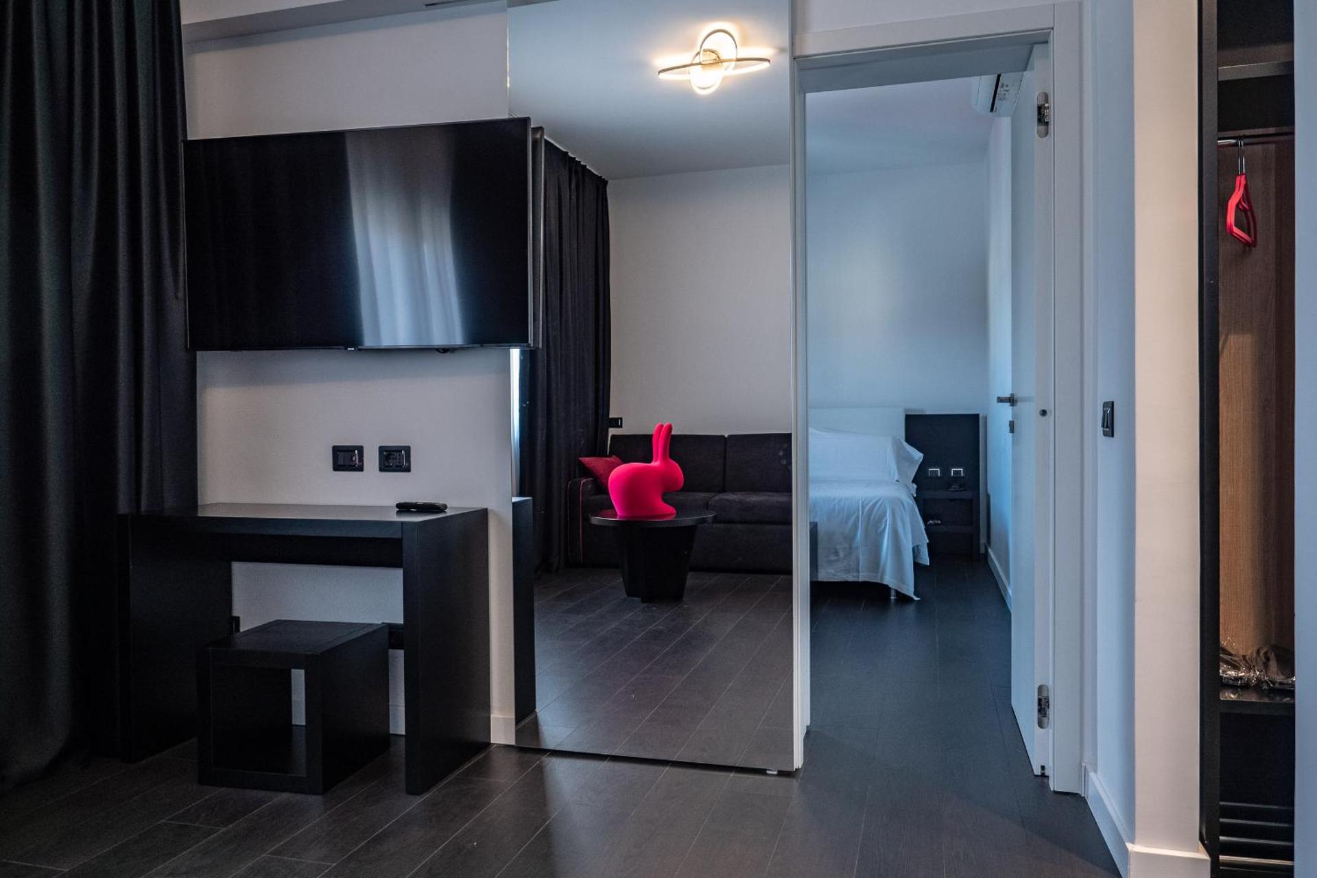 My Suite Hotel - Photo 51