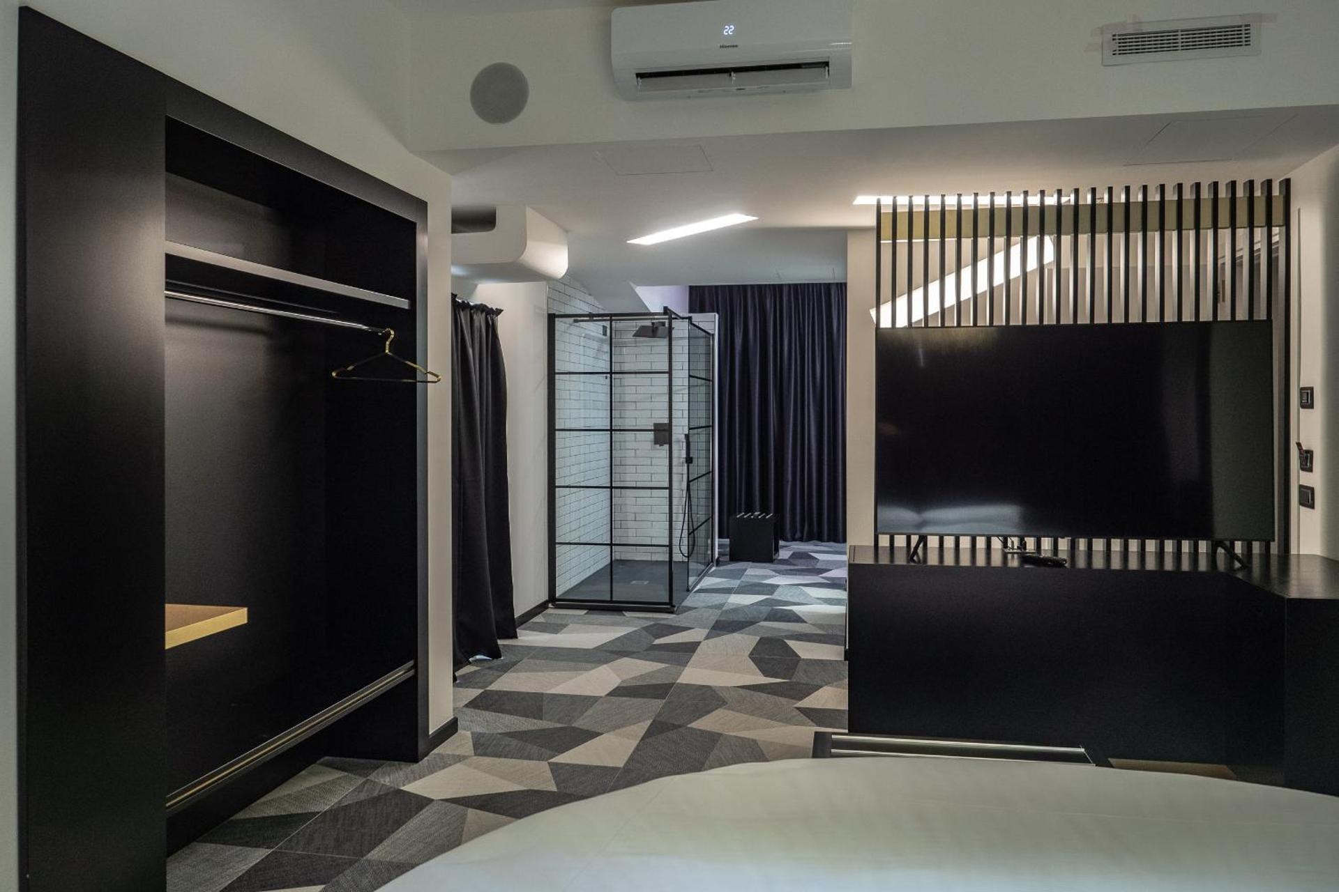 My Suite Hotel - Photo 93