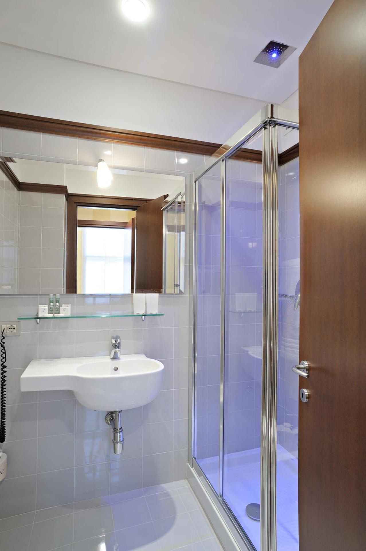 Hotel Gran Duca Di York - Photo 7