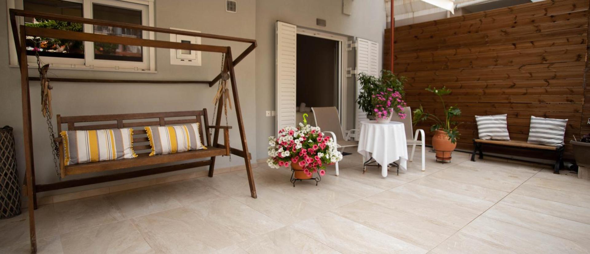 SantaCara City Apartment - Photo 52