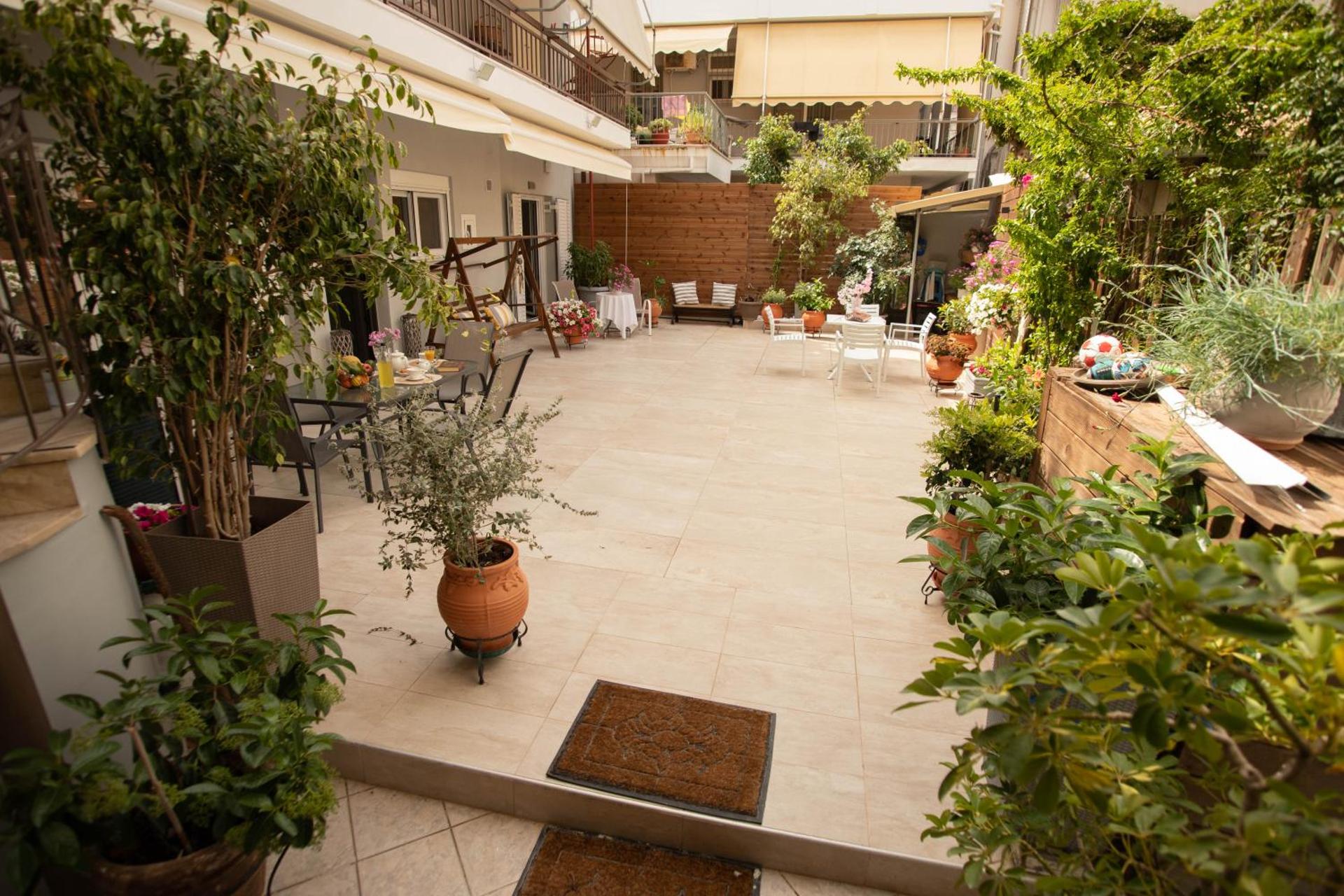 SantaCara City Apartment - Photo 24