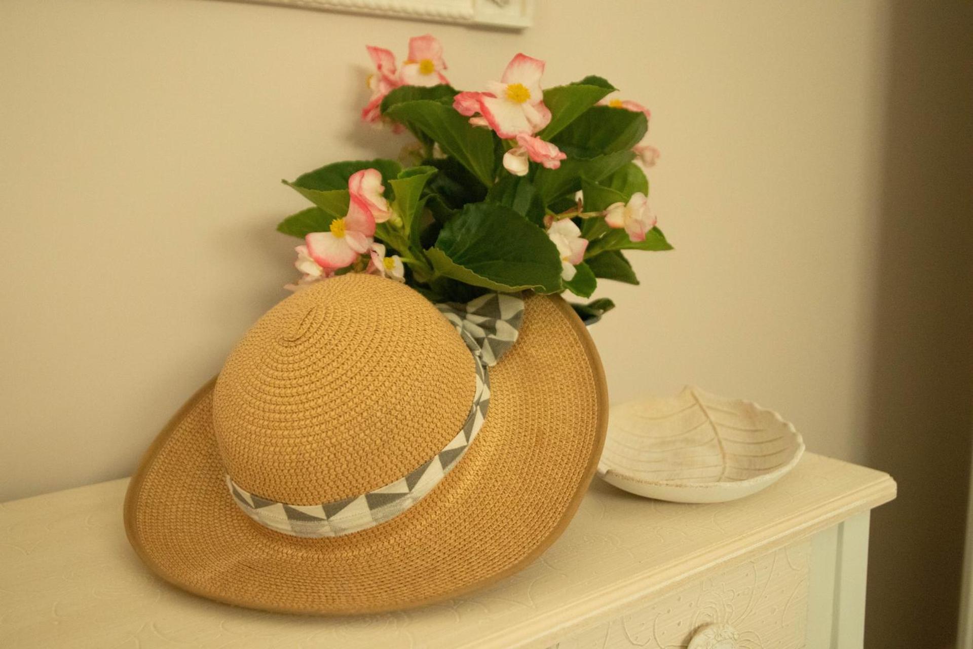 SantaCara City Apartment - Photo 30