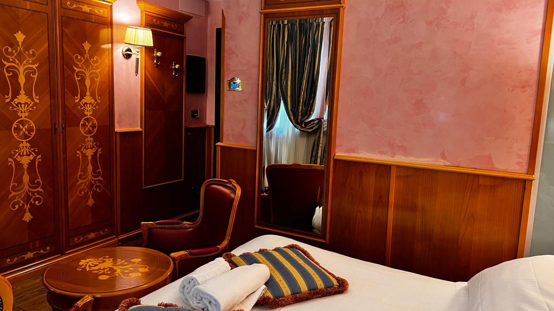 Hotel Vittoria - Photo 126