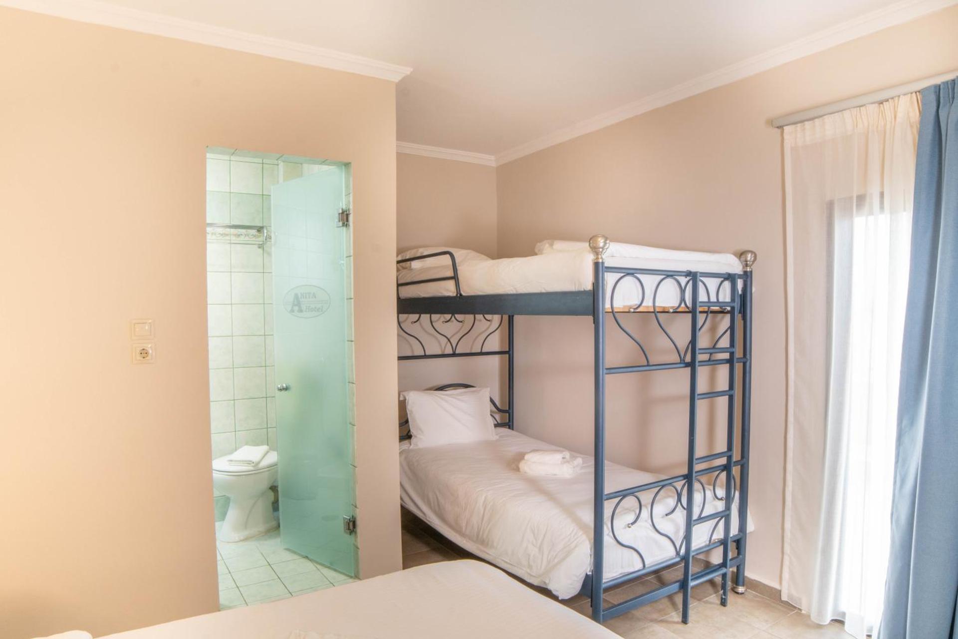 Anita Hotel - Photo 88