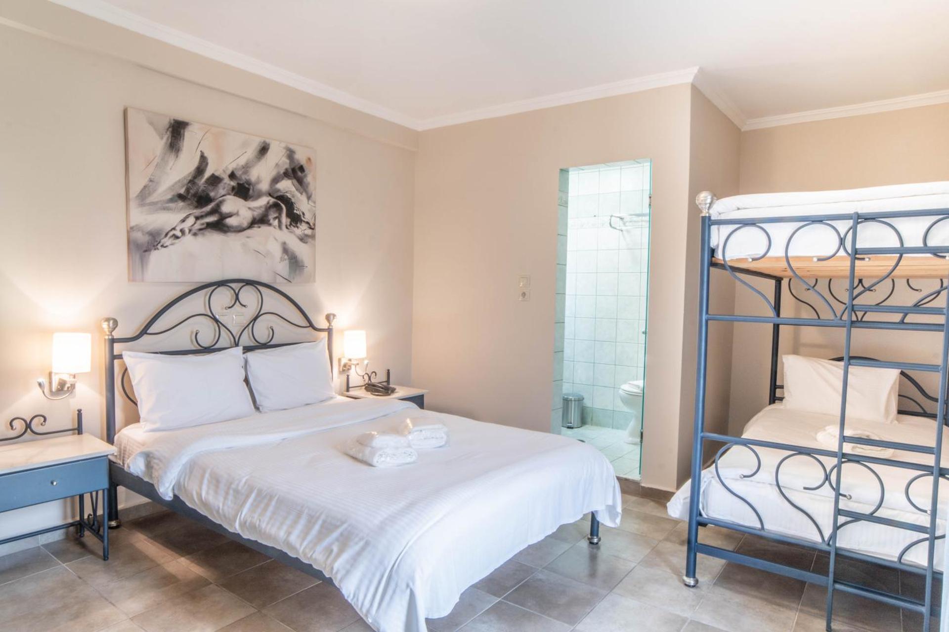 Anita Hotel - Photo 86