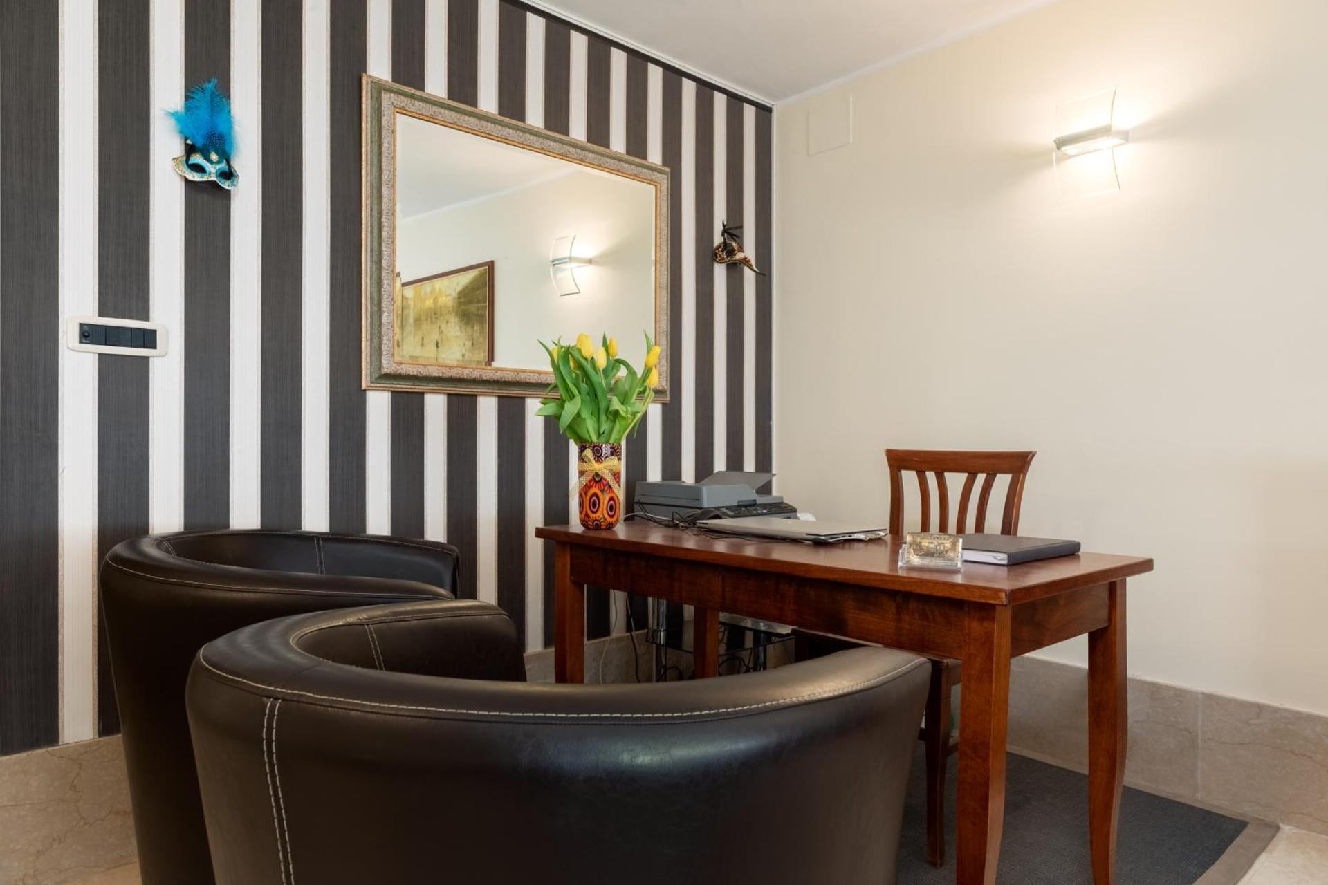 La Locandiera - Photo 20