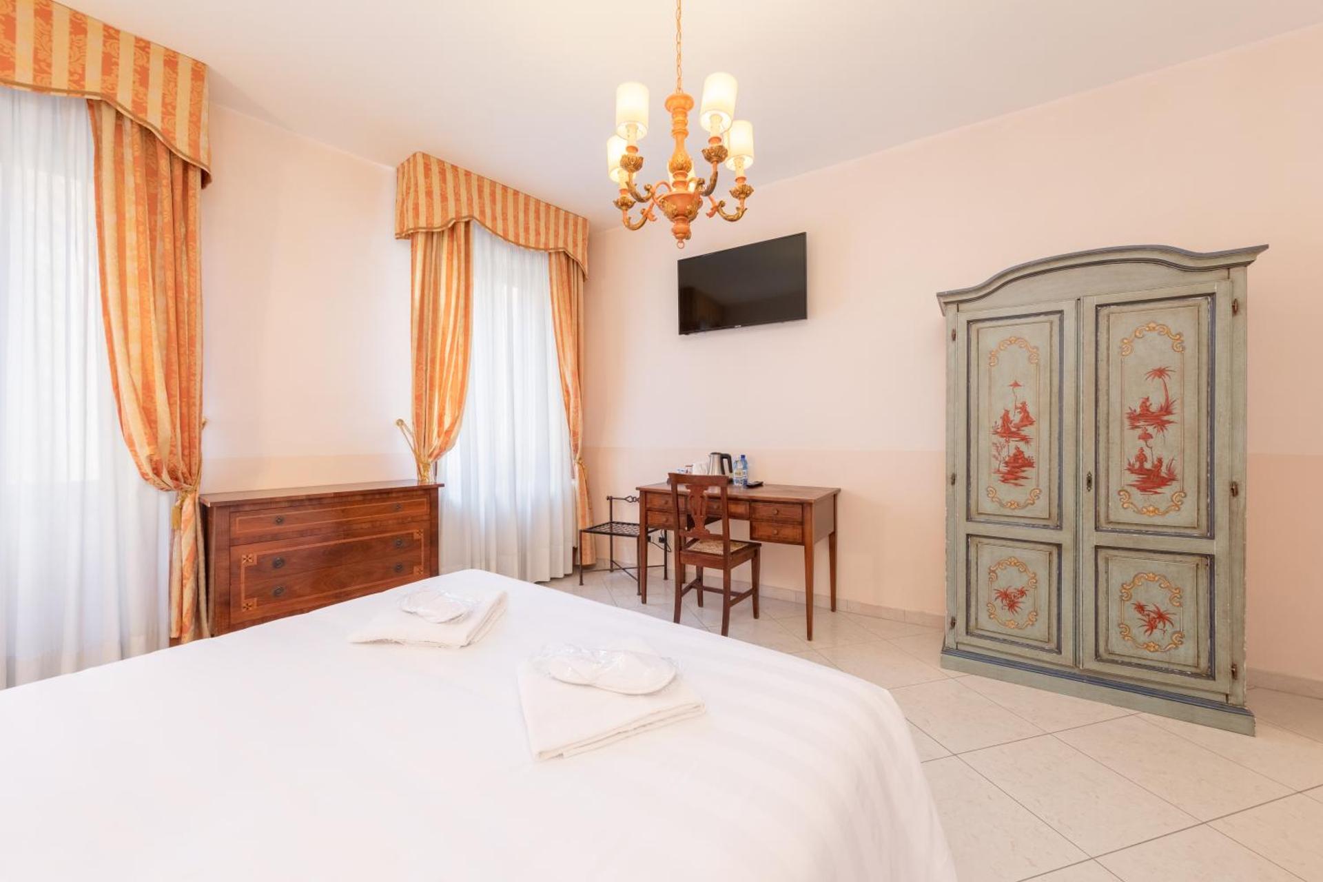 La Locandiera - Photo 50