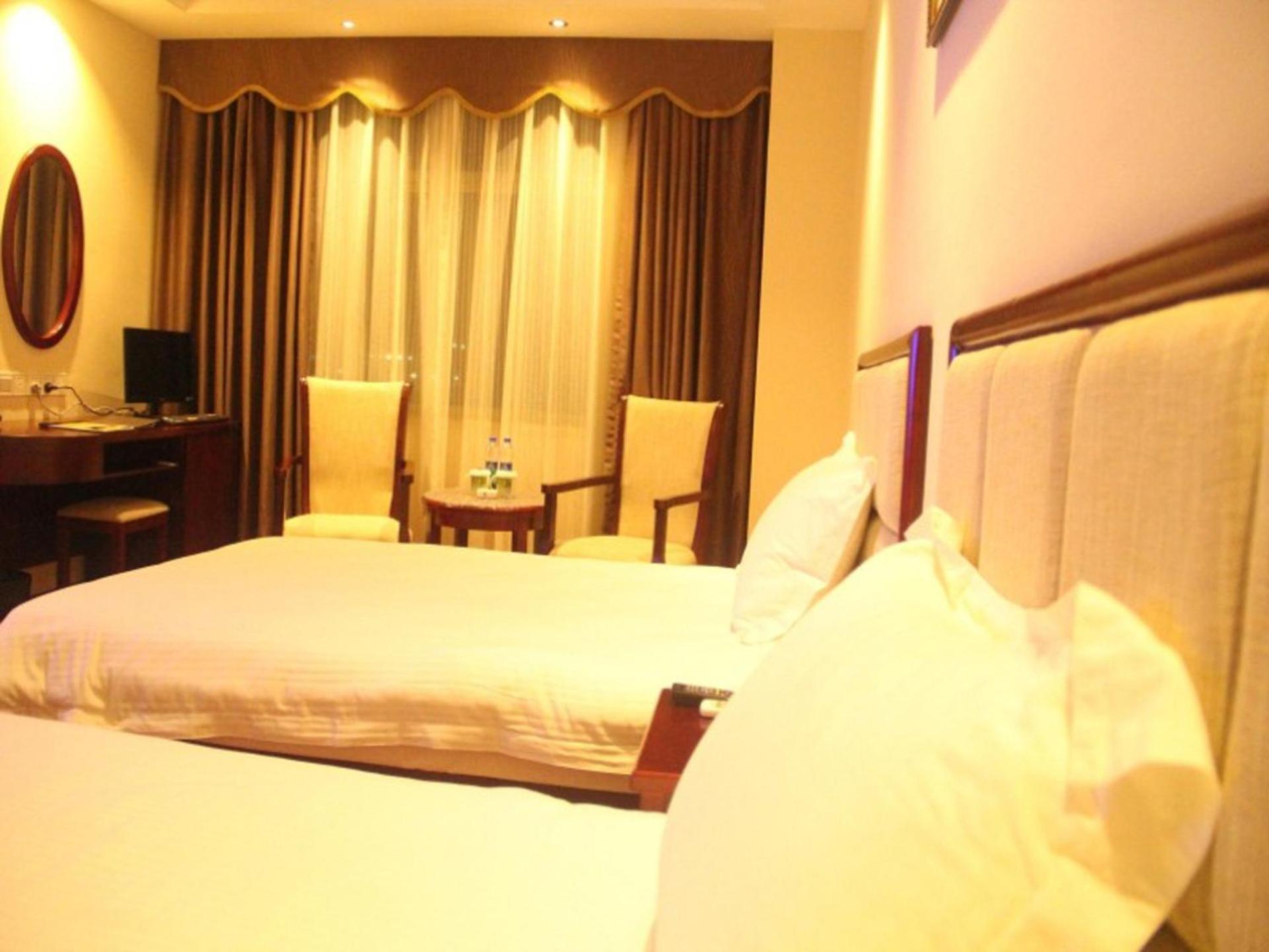 GreenTree Inn Guangzhou Panyu Chimelong Paradise Business Hotel - Photo 42