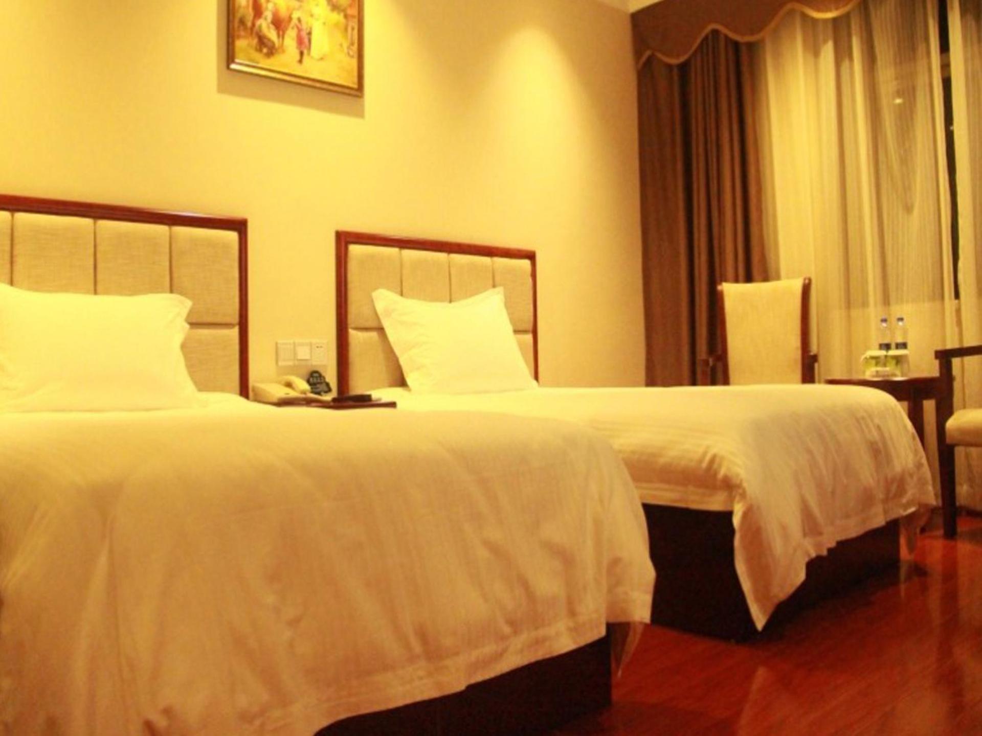 GreenTree Inn Guangzhou Panyu Chimelong Paradise Business Hotel - Photo 33