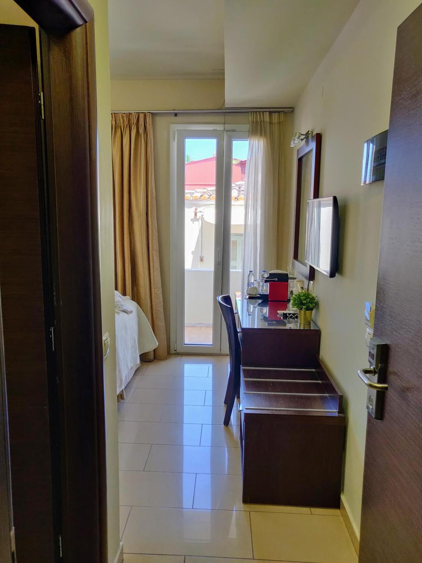 The Manessi City Boutique Hotel - Photo 22