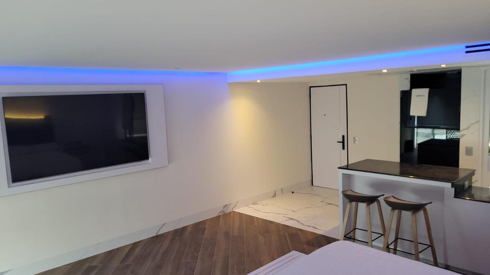 WeEnjoy Hotels Grand Prix Aeropuerto CDMX - Photo 7