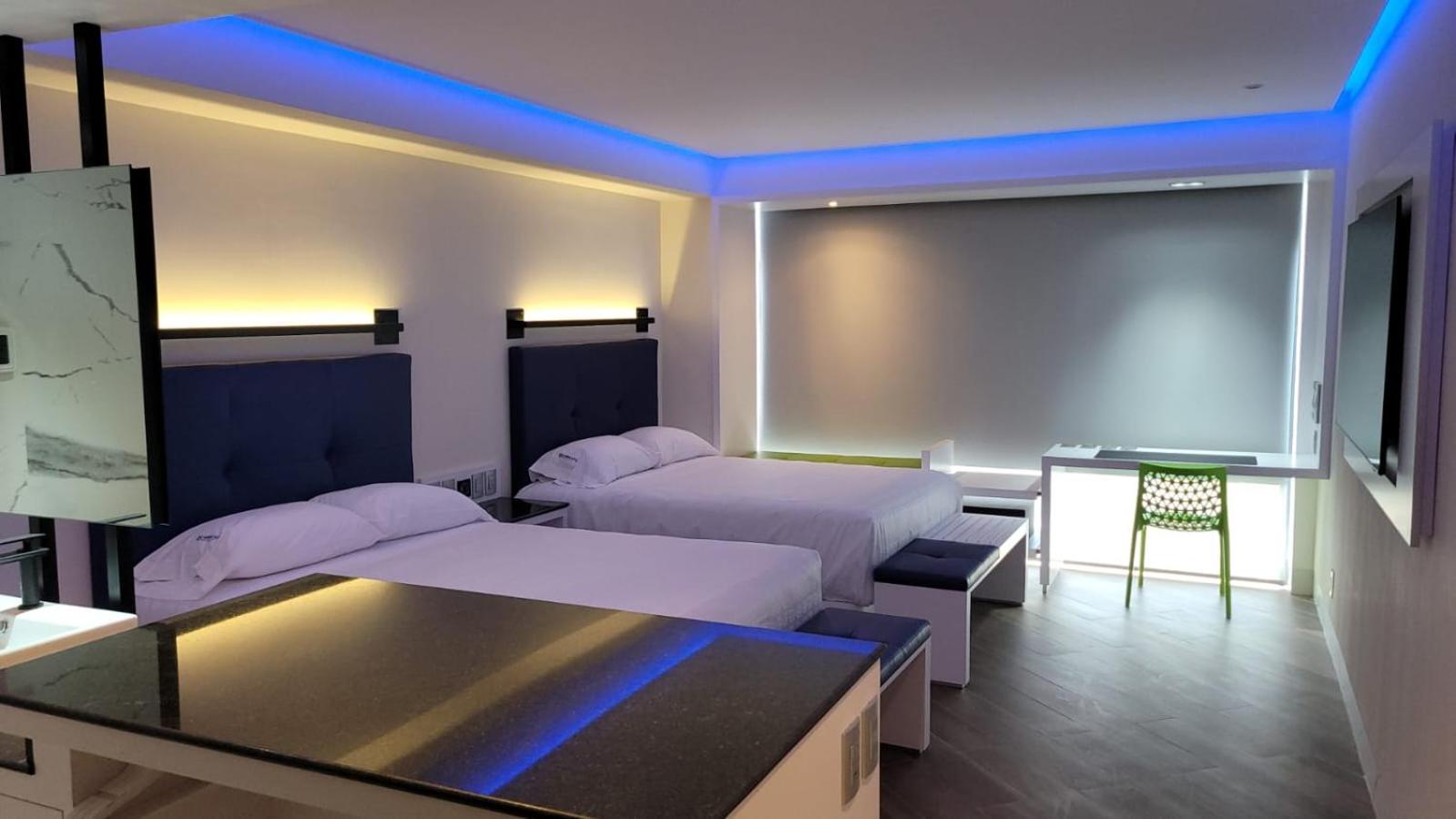 WeEnjoy Hotels Grand Prix Aeropuerto CDMX - Photo 36