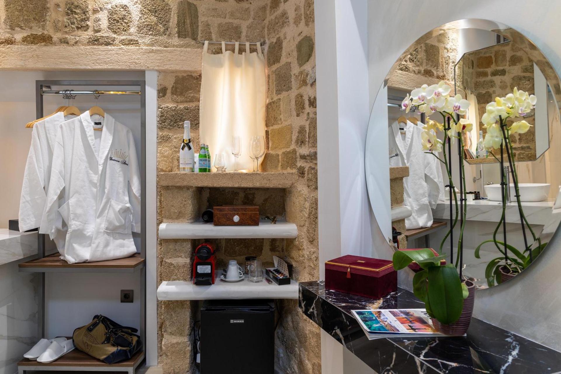 Chateau Anax Luxury suites - Photo 10