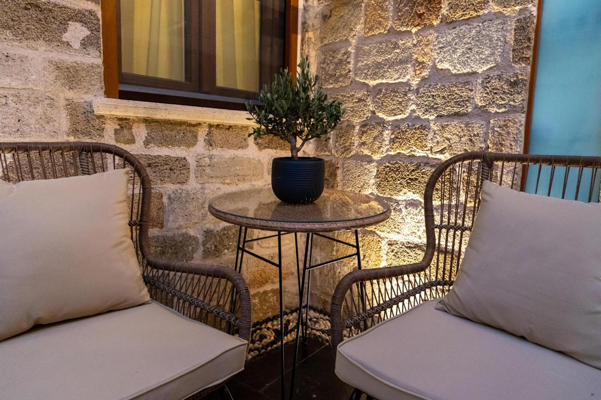 Chateau Anax Luxury suites - Photo 17