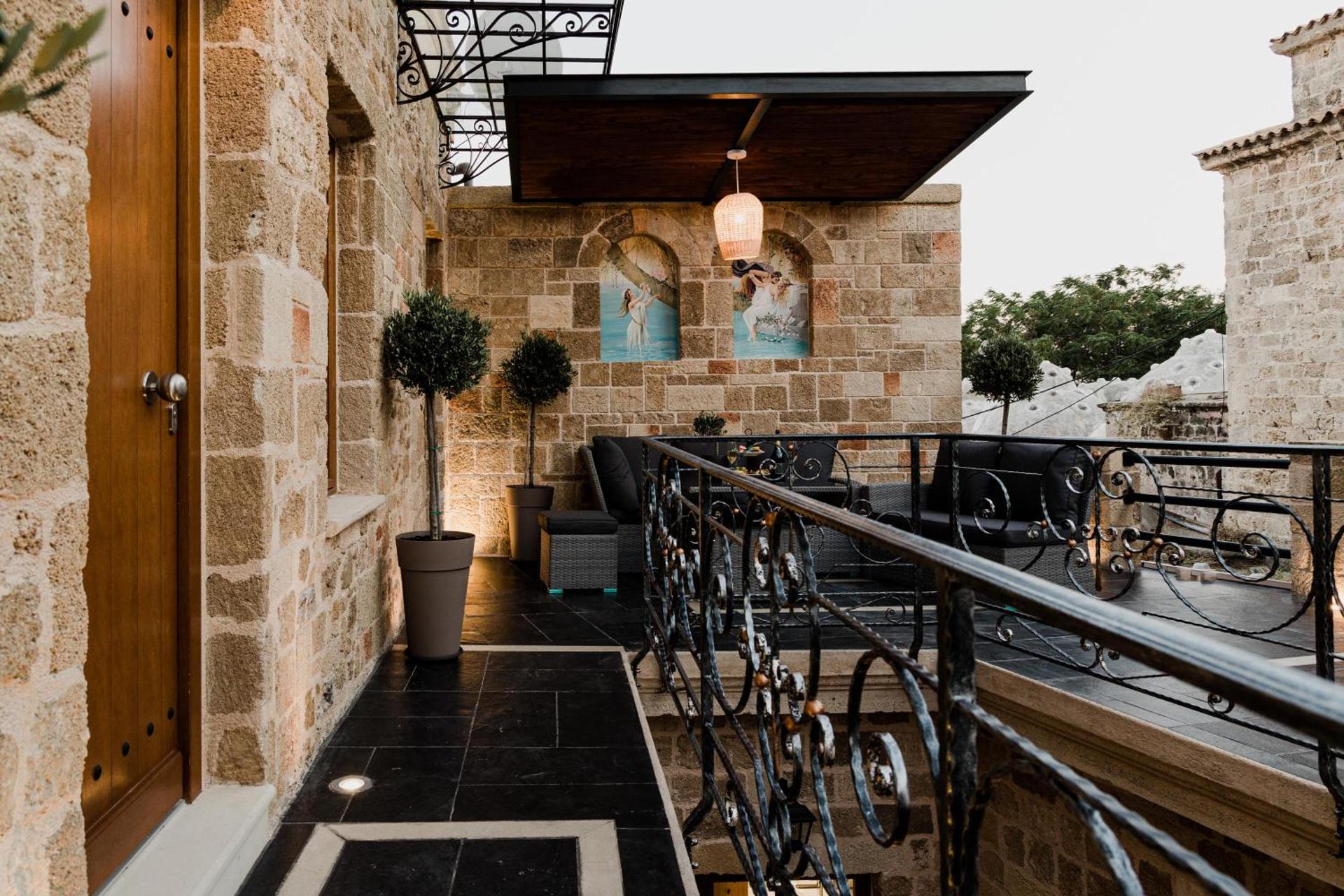 Chateau Anax Luxury suites - Photo 25