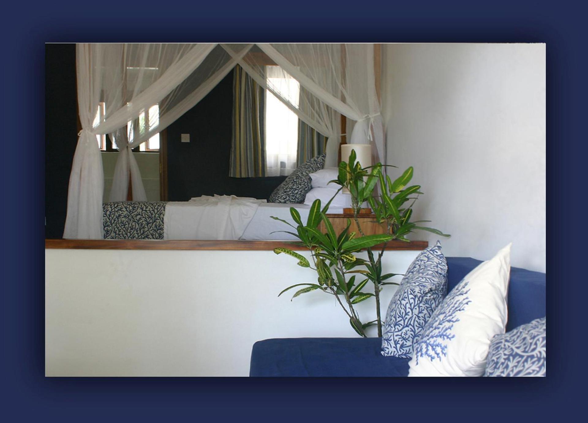 L'Hirondelle Self Catering Guest House - Photo 15