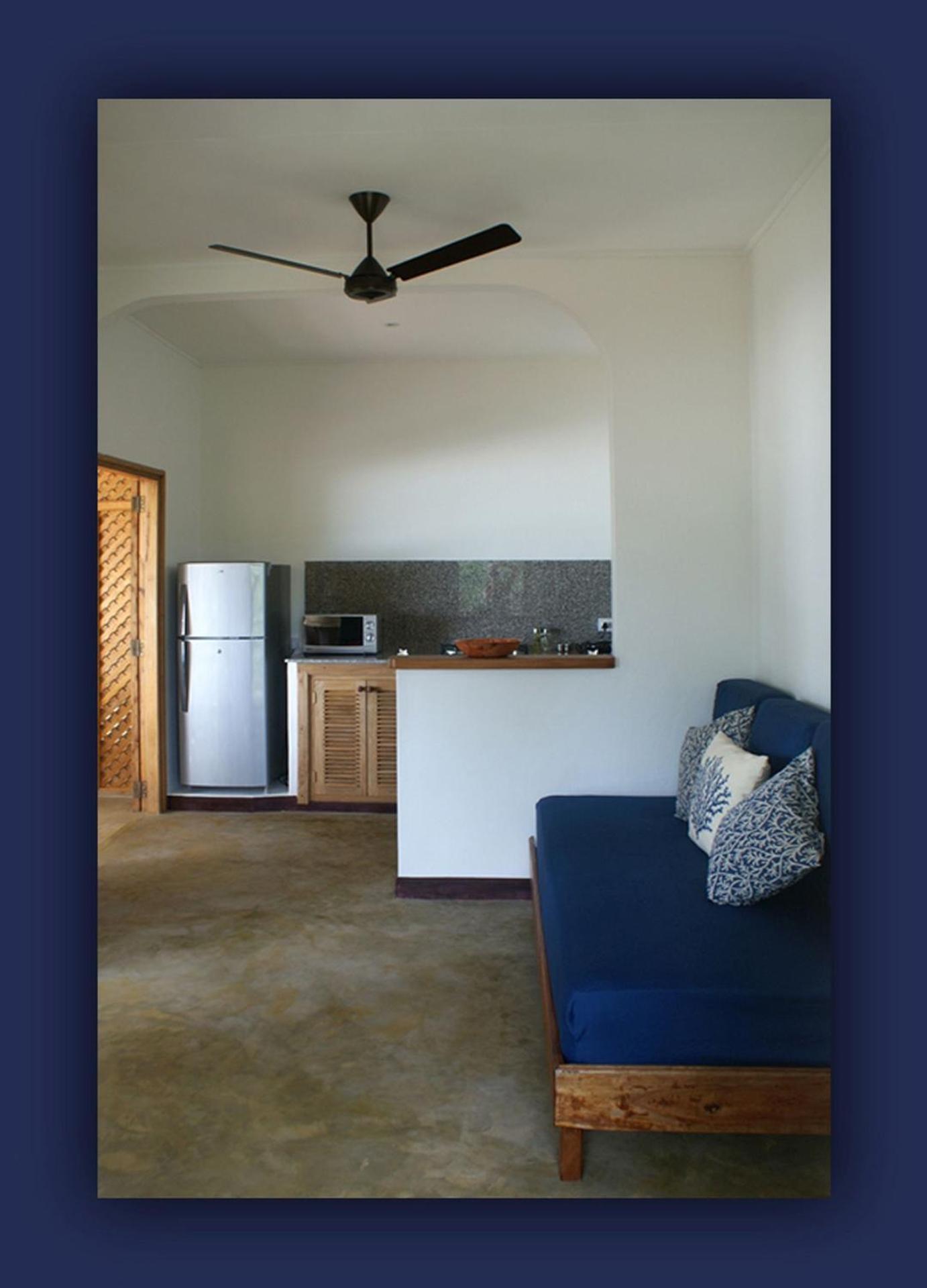 L'Hirondelle Self Catering Guest House - Photo 12