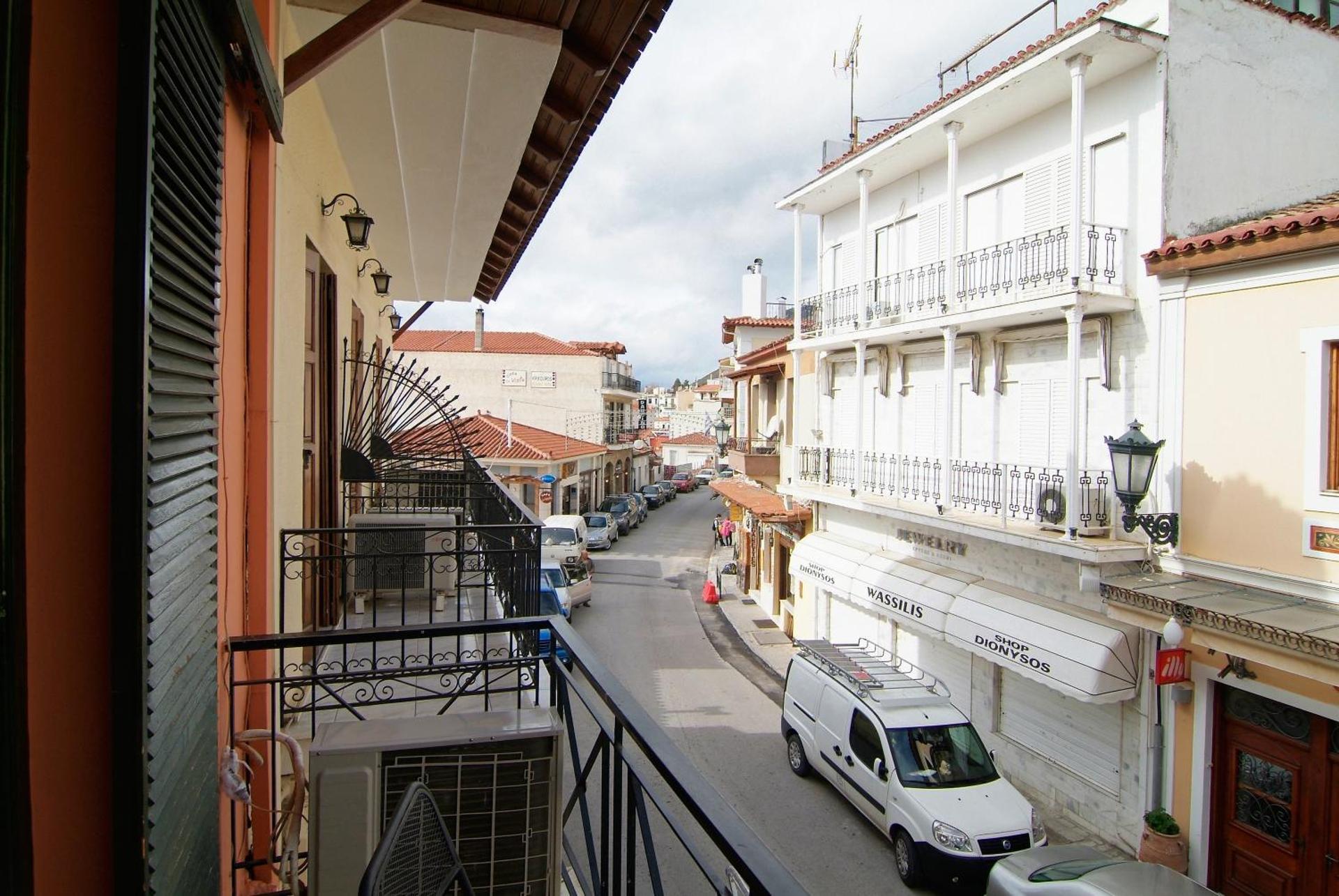 Hotel Varonos - Photo 32