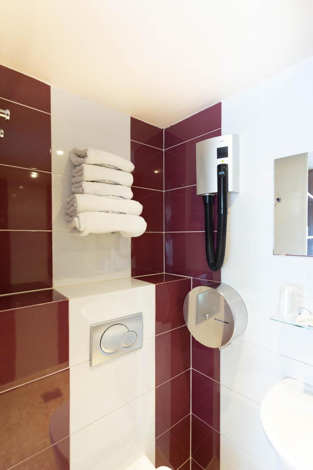 Hotel Mimosa Paris - Photo 35