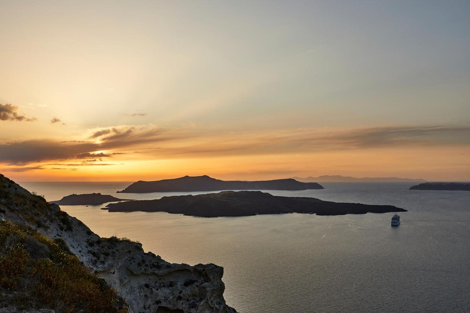 Suites of the Gods Cave Spa Hotel - Photo 124