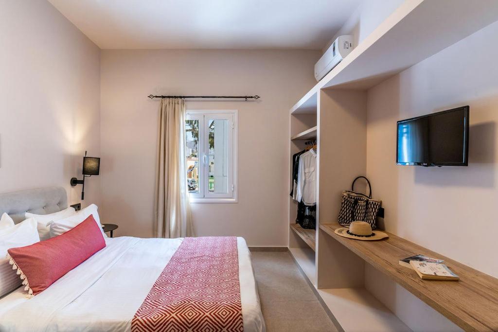 Hotel Eucalyptus - Photo 65