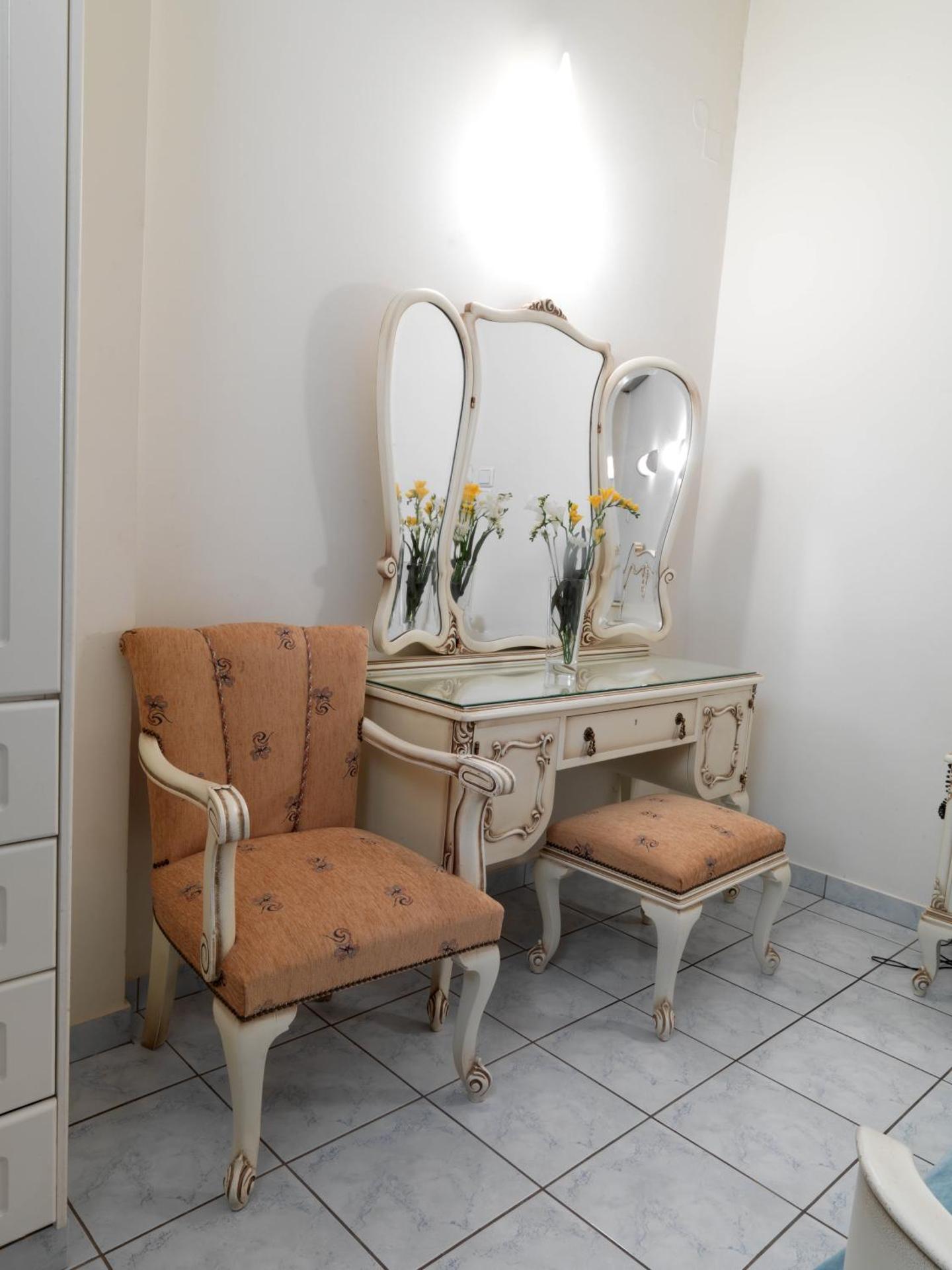 Alex Hotel - Photo 5