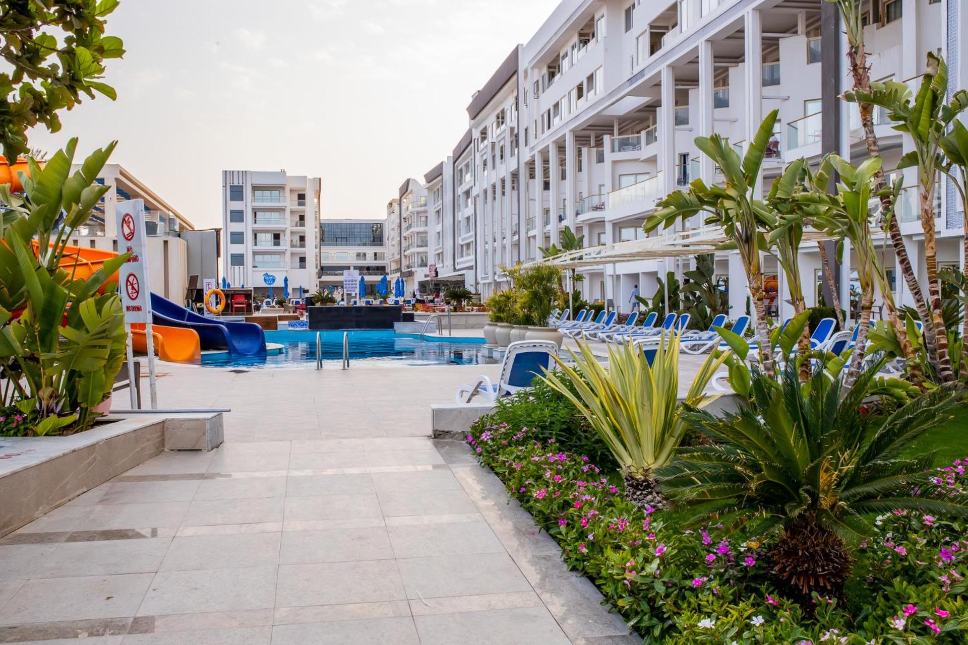 Bellagio Beach Resort & Spa - Photo 196