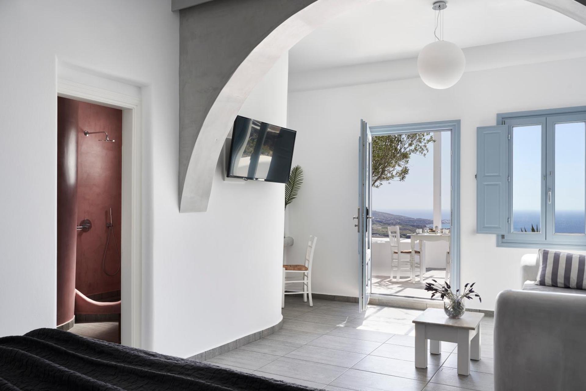 Apanemo Hotel & Suites - Photo 7