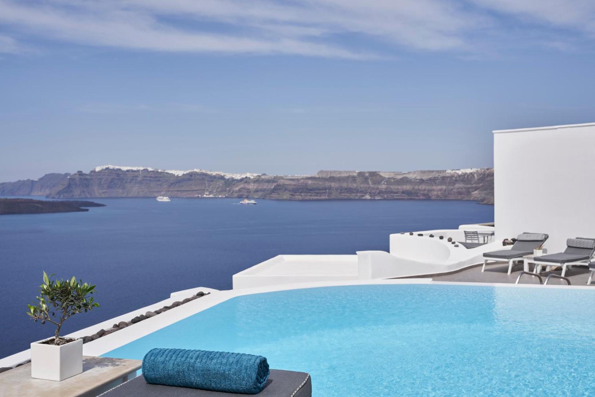 Apanemo Hotel & Suites - Photo 115