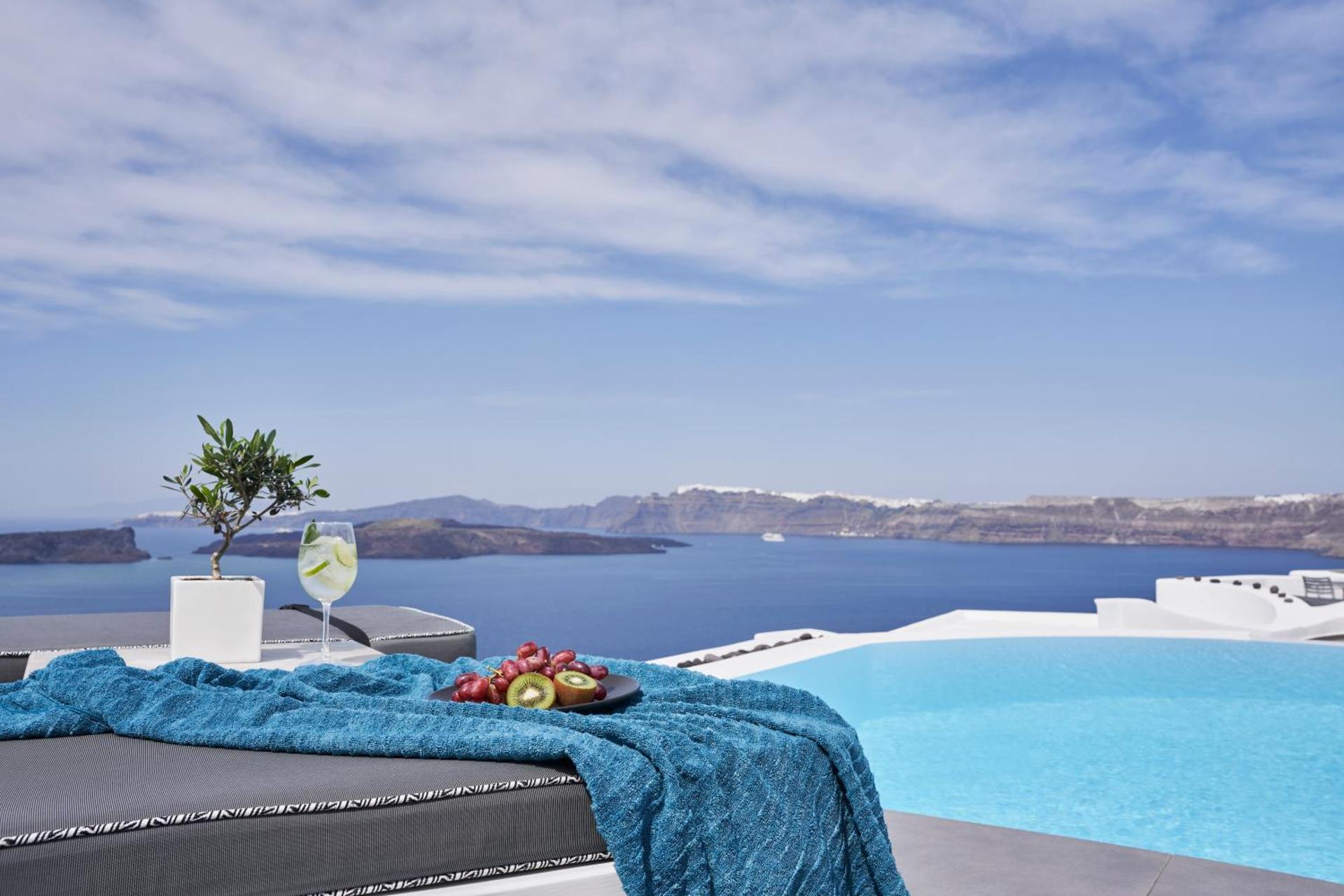 Apanemo Hotel & Suites - Photo 107