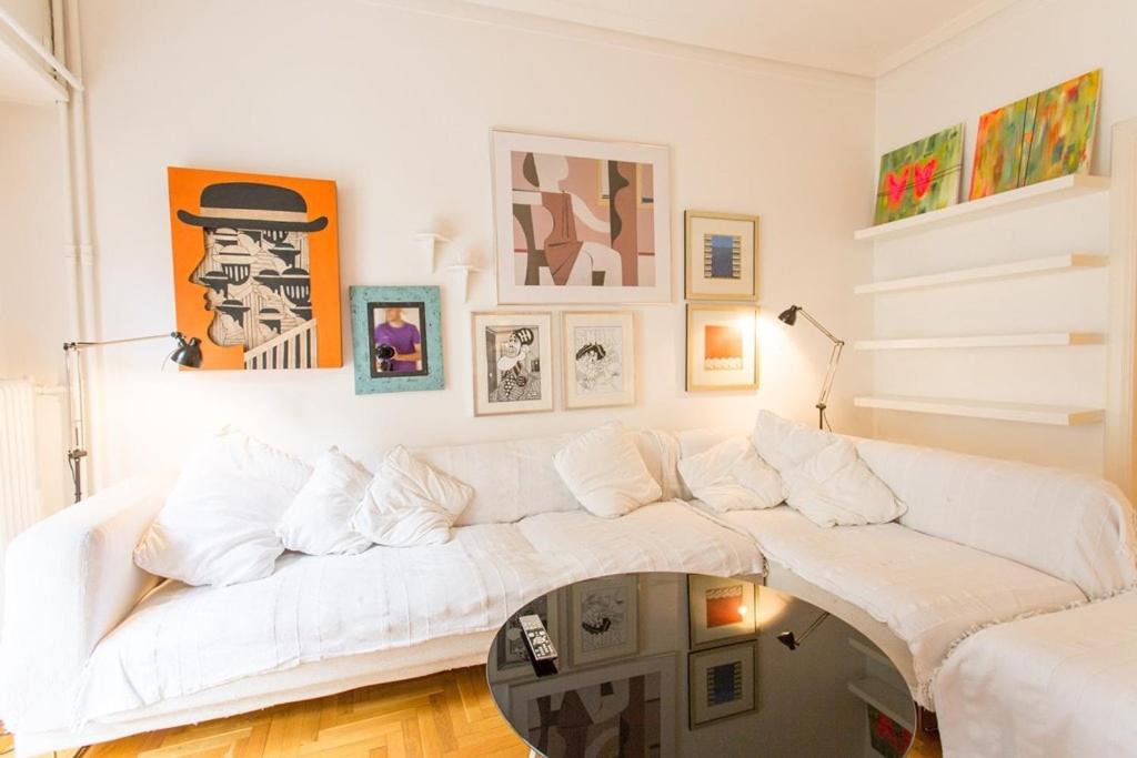 A Cozy Apt in Kolonaki of Athens - Photo 21