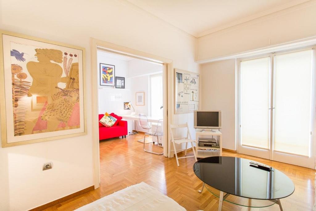 A Cozy Apt in Kolonaki of Athens - Photo 18