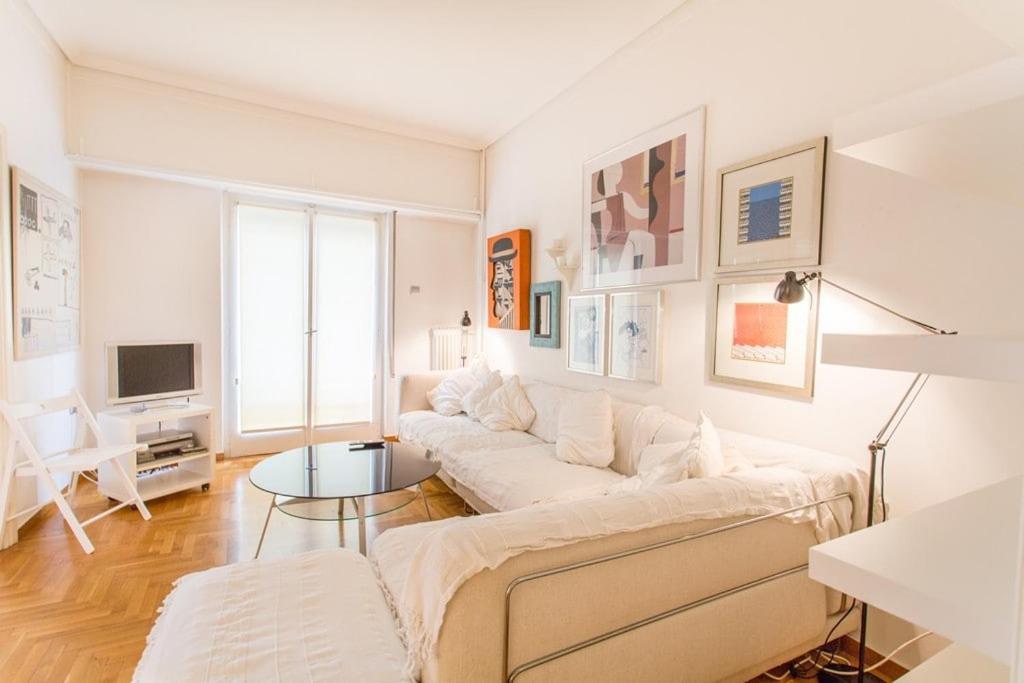 A Cozy Apt in Kolonaki of Athens - Photo 16