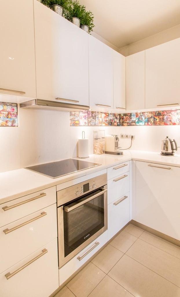 A Cozy Apt in Kolonaki of Athens - Photo 14