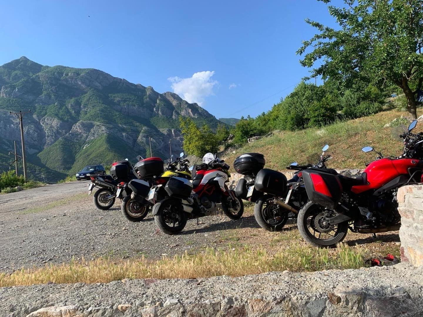 Lugina e Komanit - Photo 2