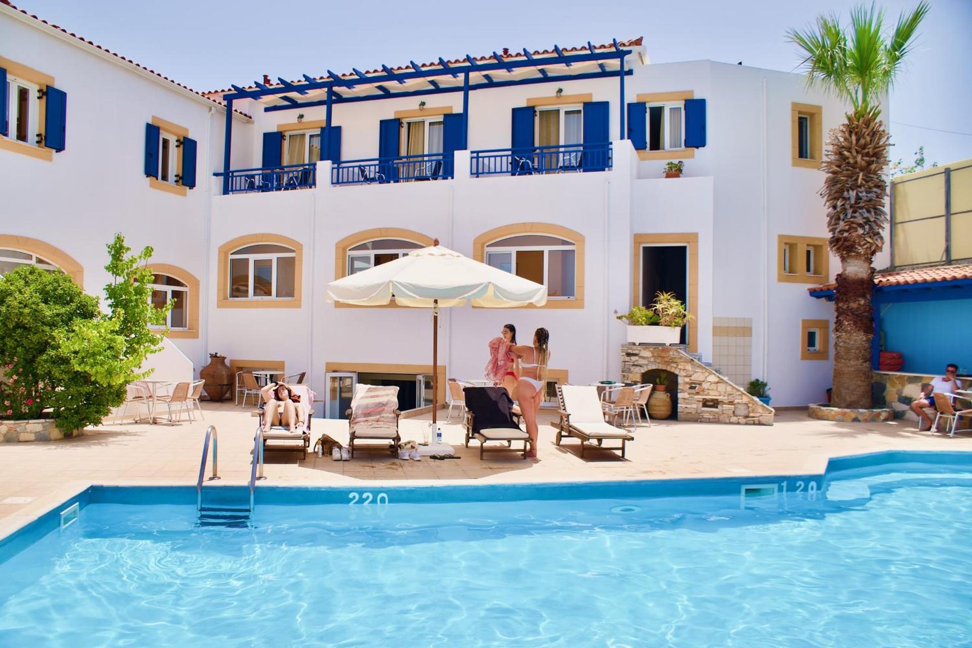 Venardos Hotel - Photo 95
