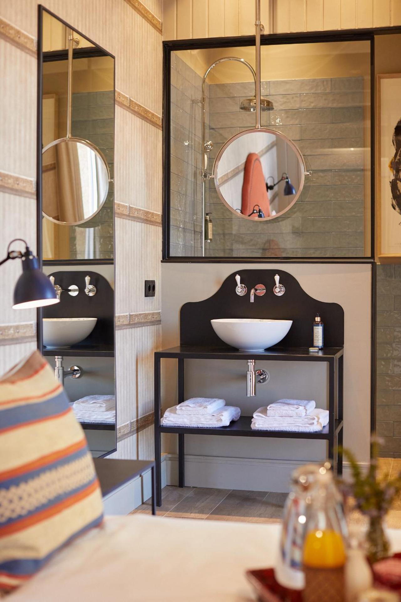 THE PINTA Boutique - Photo 73