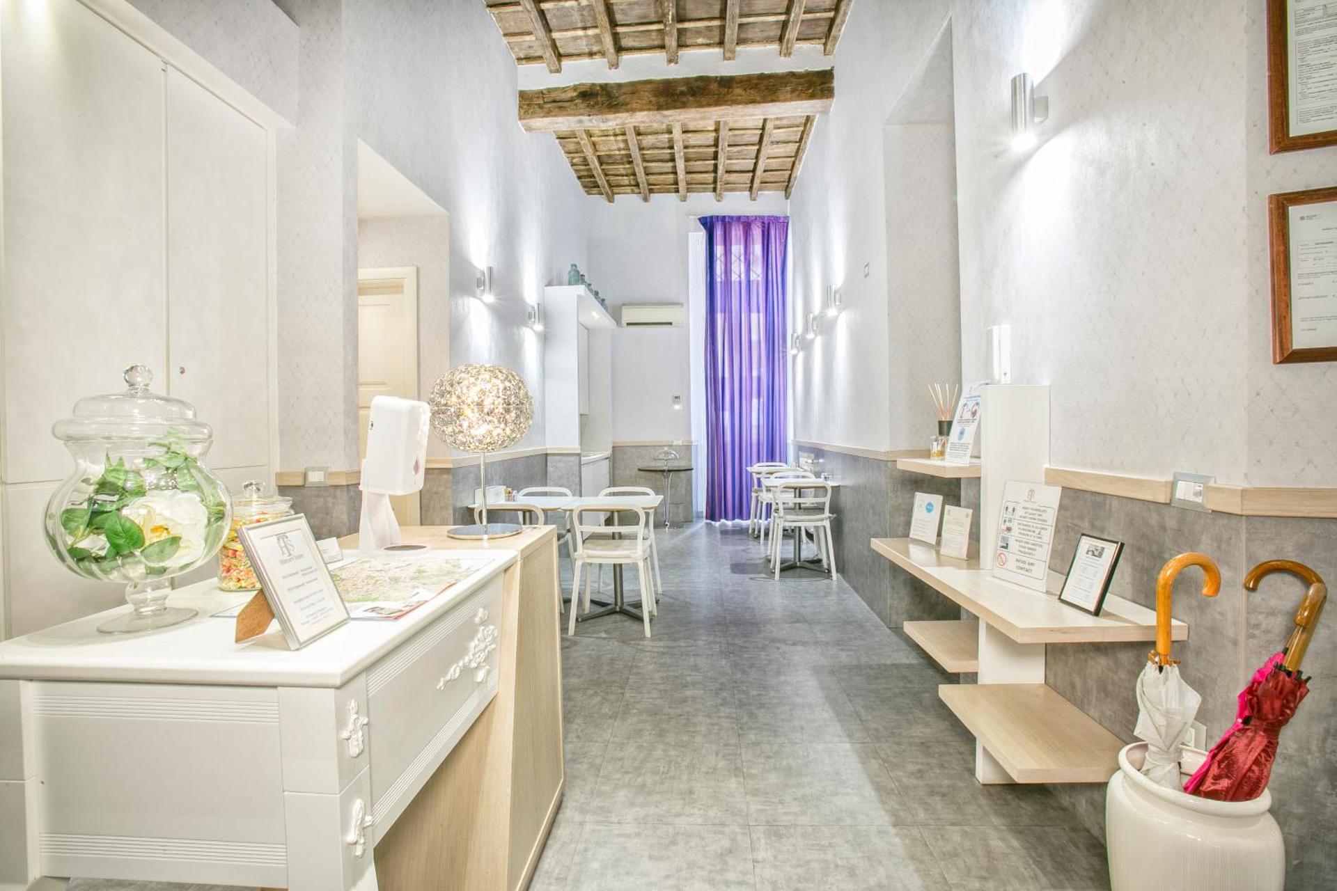 History Suite - Photo 17