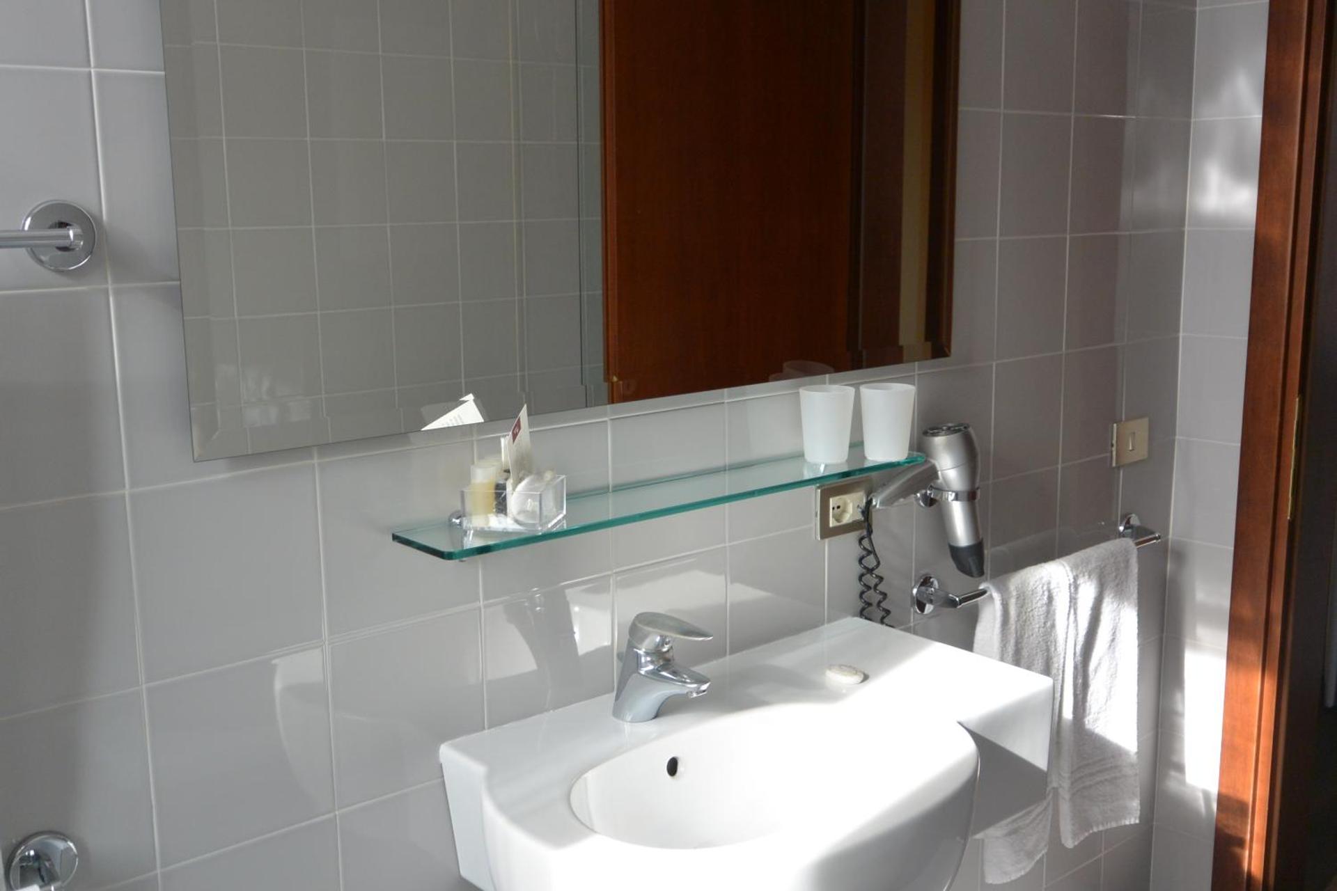 Hotel Gran Duca Di York - Photo 37