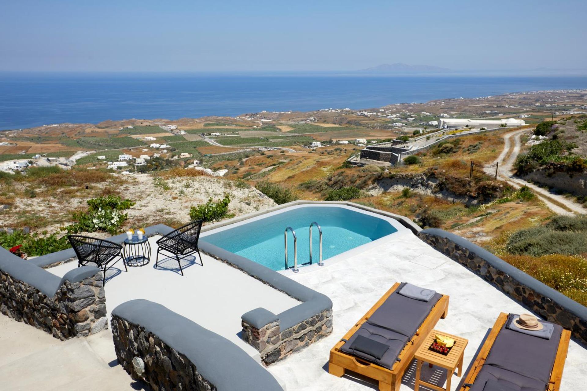 Luxury Villa with Pool