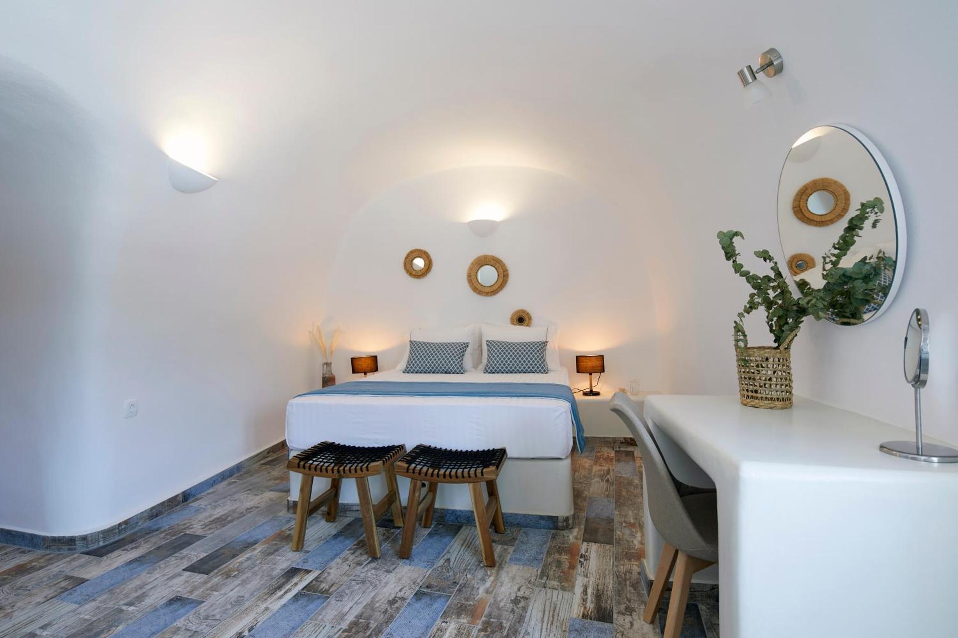 El Verano Suites - Photo 81