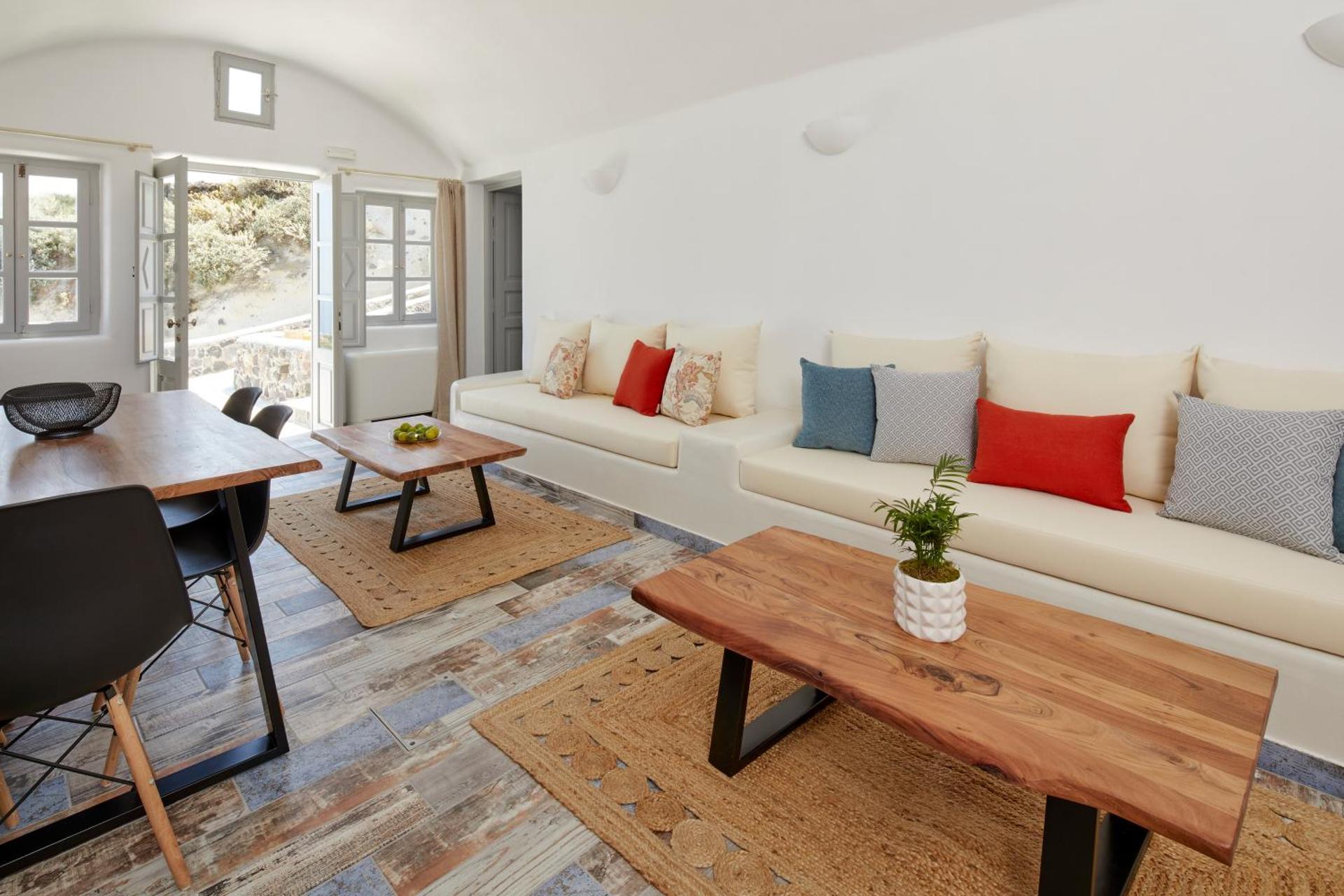 El Verano Suites - Photo 12