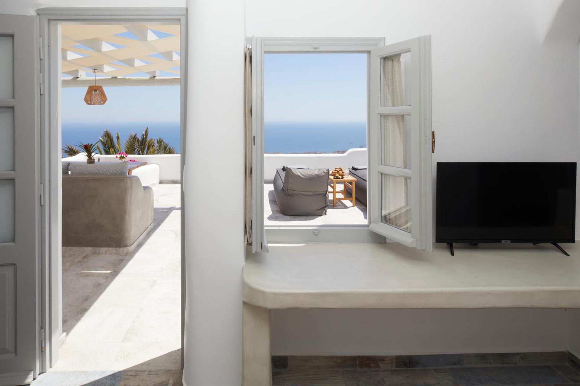 El Verano Suites - Photo 54