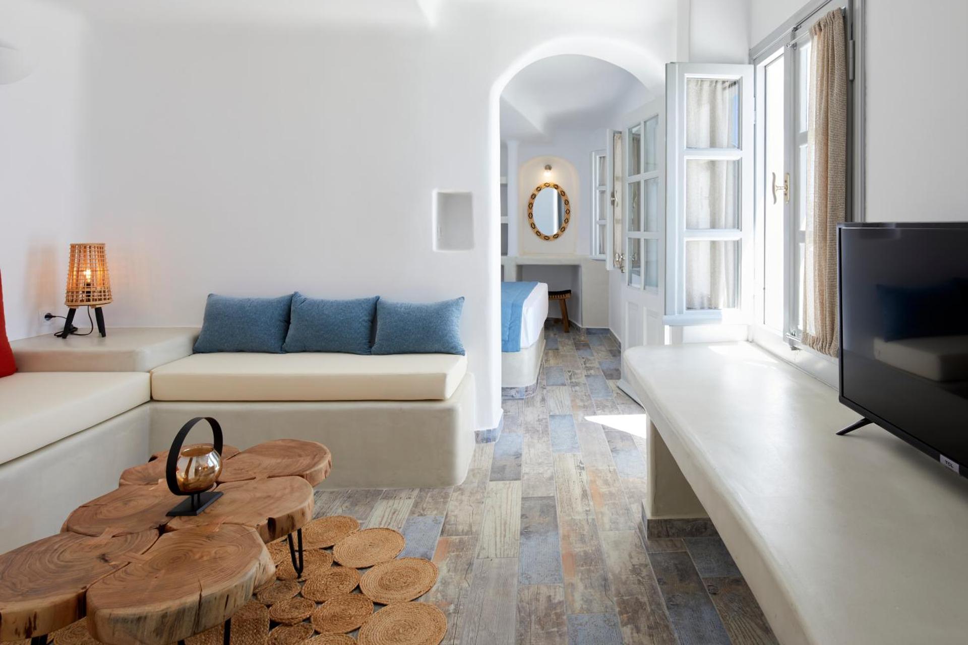 El Verano Suites - Photo 51