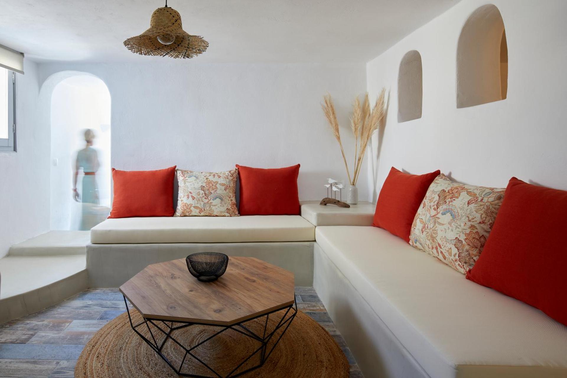 El Verano Suites - Photo 30