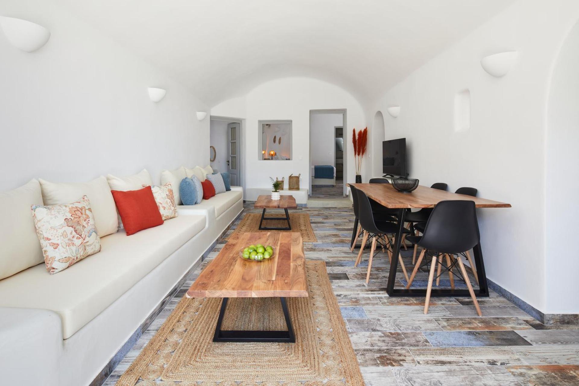 El Verano Suites - Photo 102