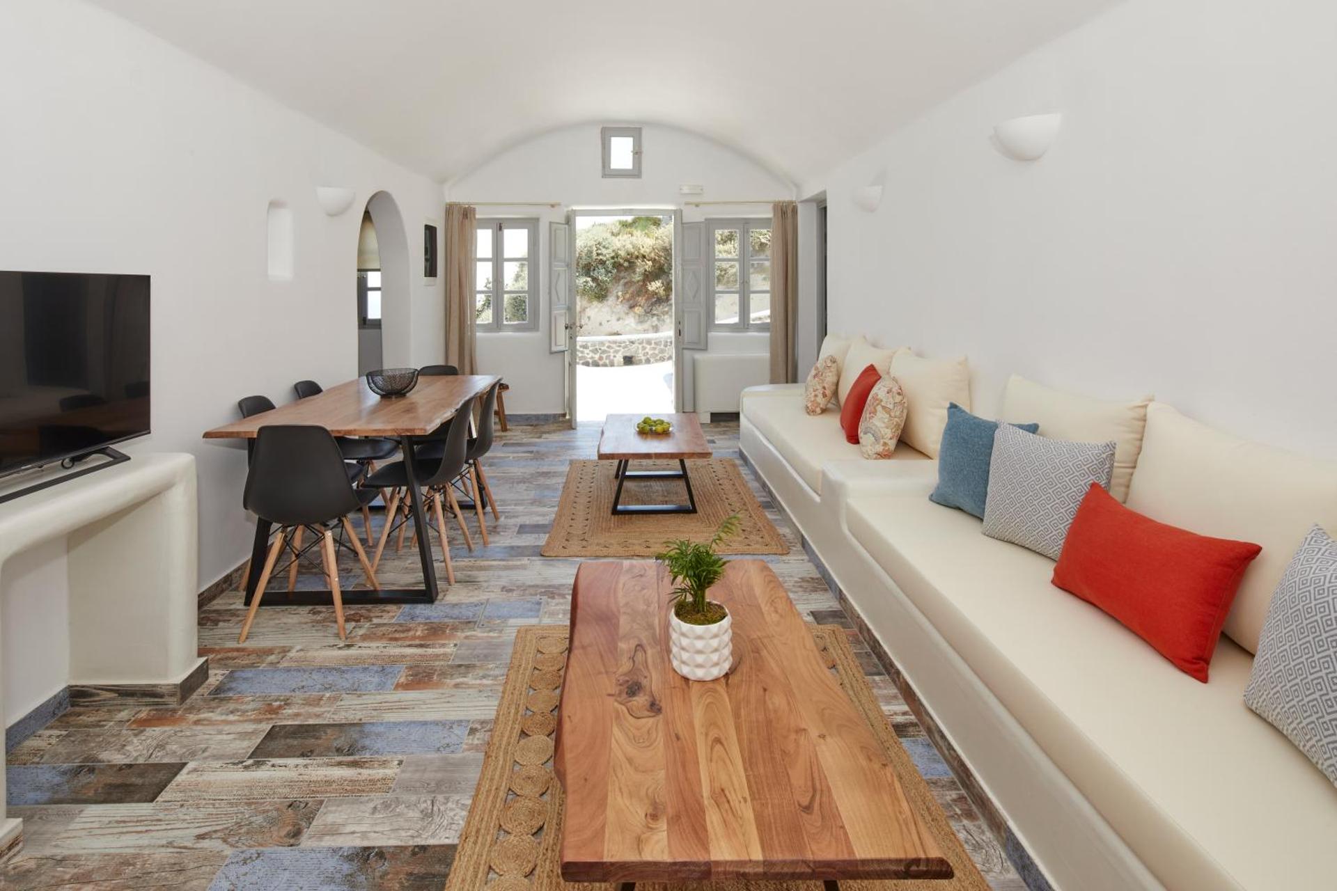 El Verano Suites - Photo 103