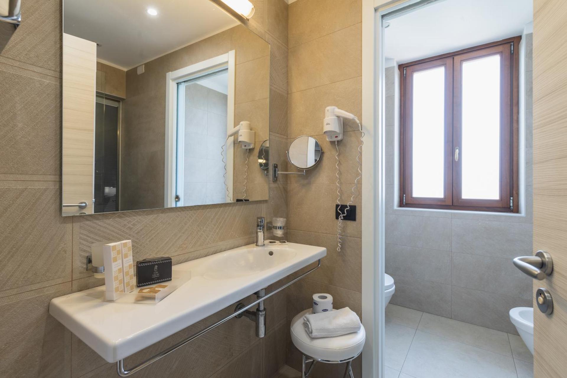 Hotel Baia Del Capitano - Photo 38