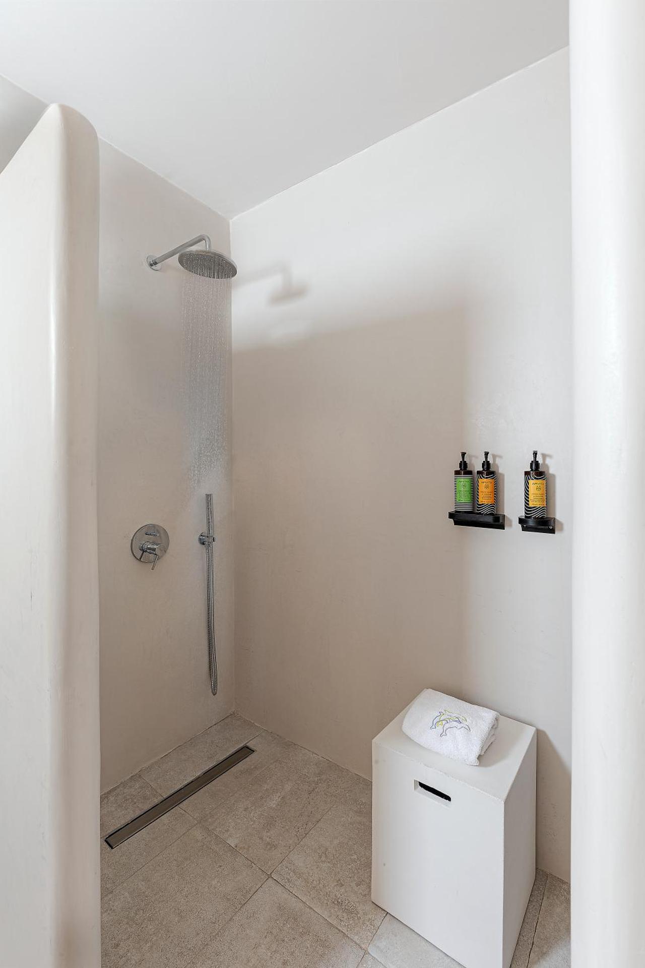 Grand View - Megalochori Santorini - Photo 20